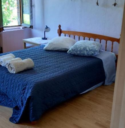 Chez Josie, Chambre 18Mcarre Dans Une Longere Normande Francheville  Exterior foto