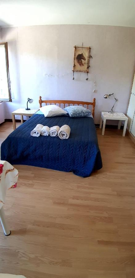 Chez Josie, Chambre 18Mcarre Dans Une Longere Normande Francheville  Exterior foto
